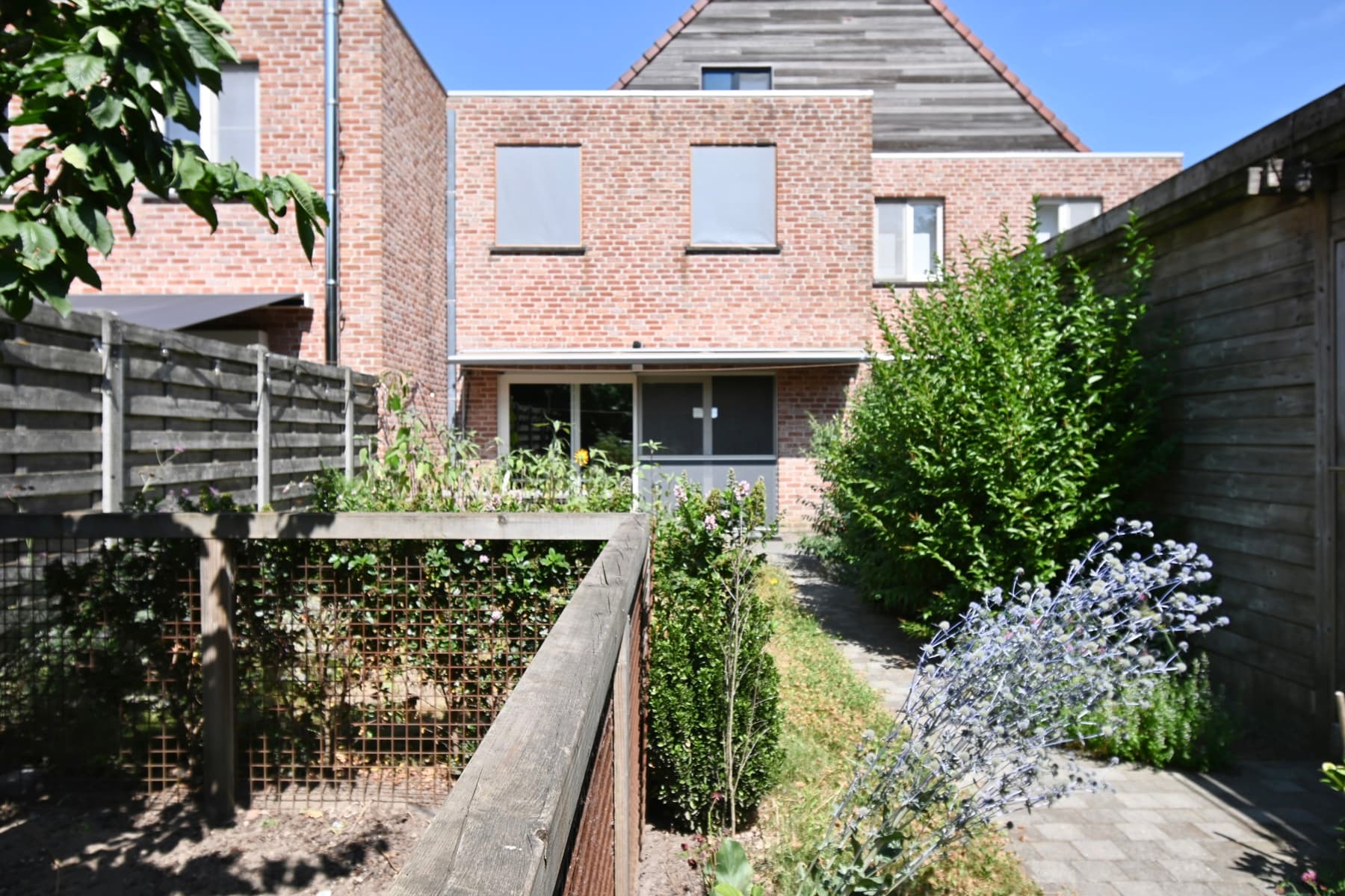 Tijdelijke huur voor 1 jaar! - Ruime, stijlvolle woning met 3+ slpk(s) te Maria-Aalter