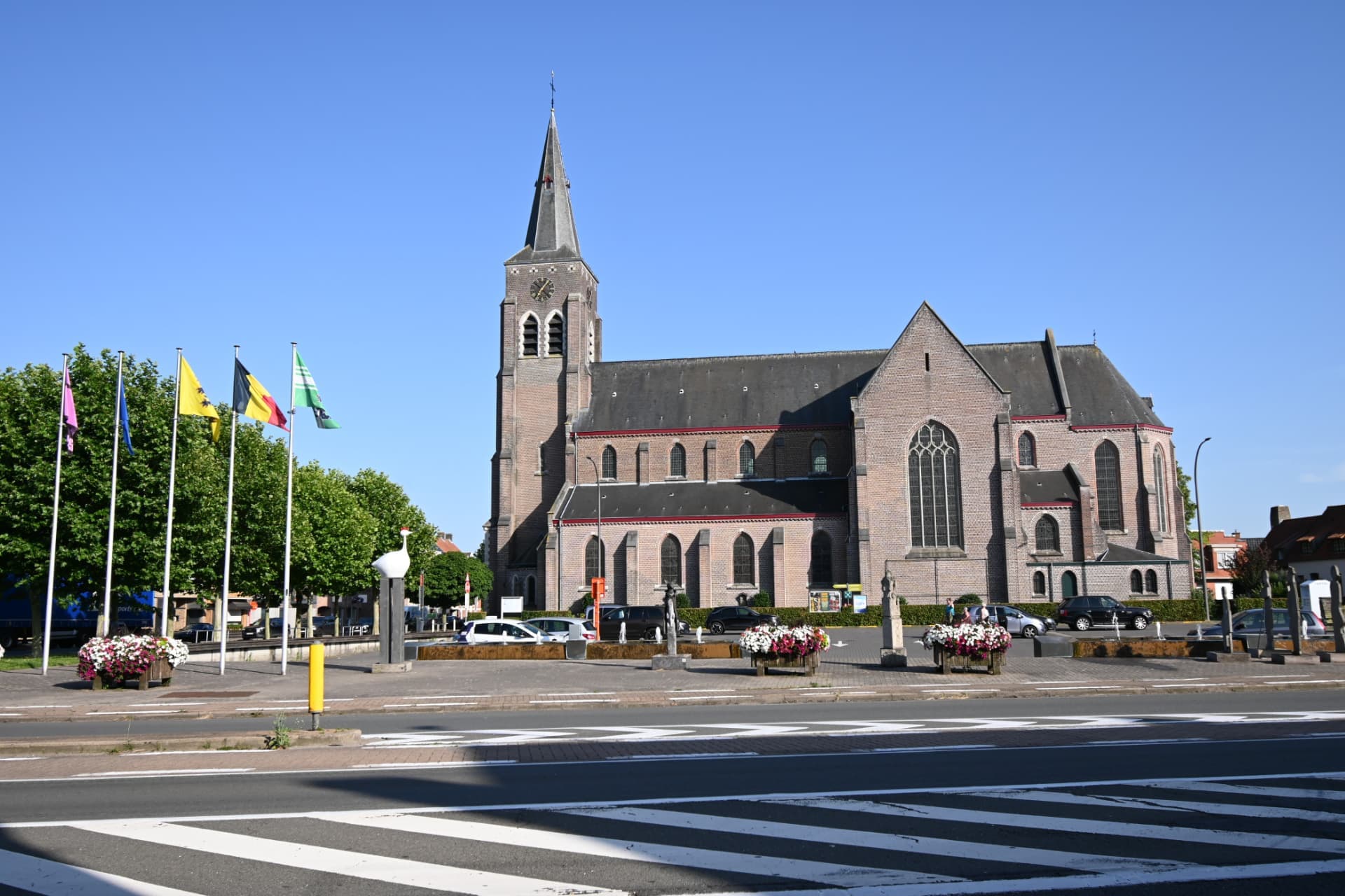 Zulte - Waregem — Kerkplein Olsene