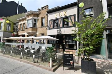 Handelspand met woonst Te koop Deinze